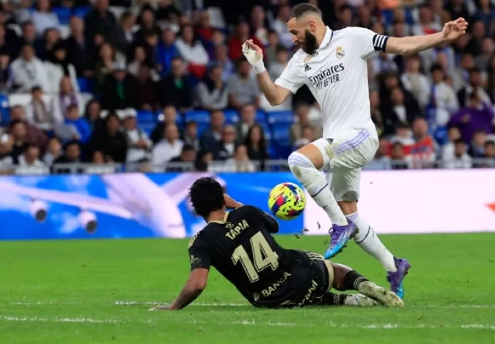 El equipo blanco que dirige Carlo Ancelotti se encuentra con 11 puntos de diferencia del líder Barcelona.  EFE