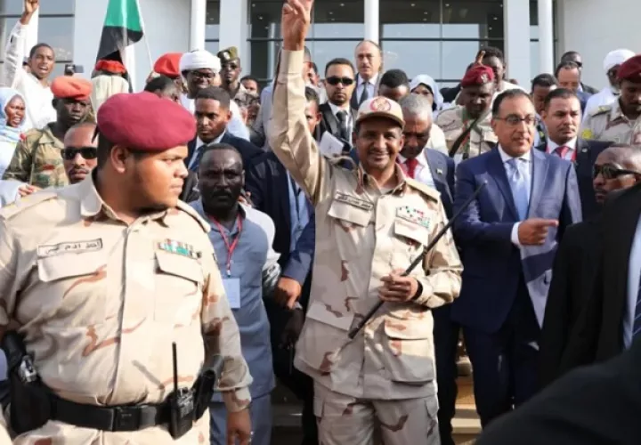 El líder rebelde de las FAR, Mohamed Hamdan Dagalo Hemedti, en una imagen de archivo. Foto: EFE