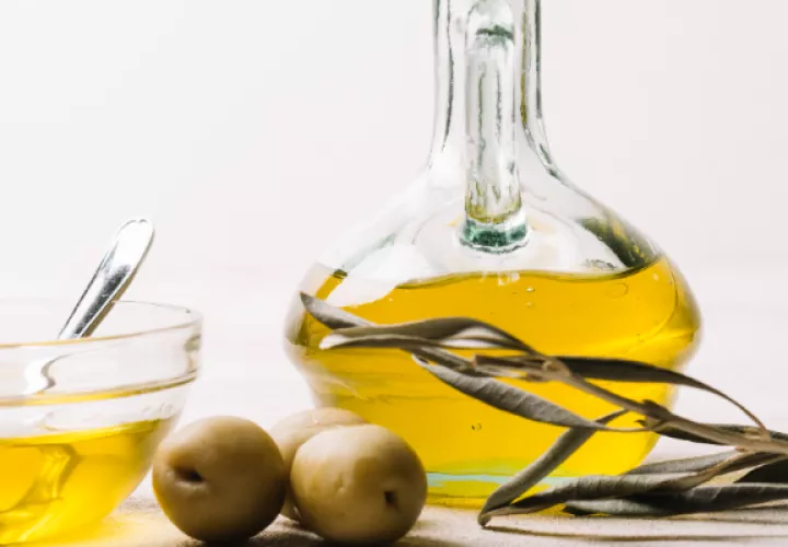 El aceite de oliva es el más común. Foto: Ilustrativa / Freepik