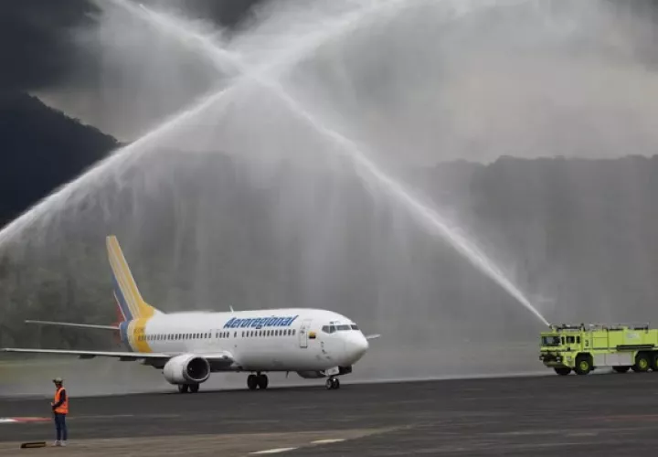 El vuelo de Aeroregional fue recibido en grande hoy en Panamá Pacífico. Foto: AT