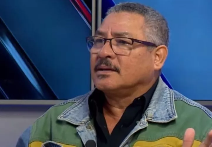 Carlos Zavala tenía un programa de opinión. Foto: Cortesía
