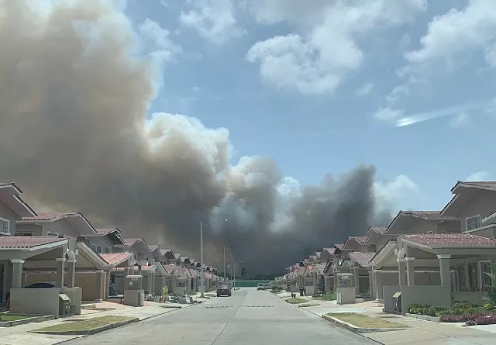 La comunidad de Margarita se ha visto afectada por el humo tóxico del vertedero. Foto. Diomedes Sánchez