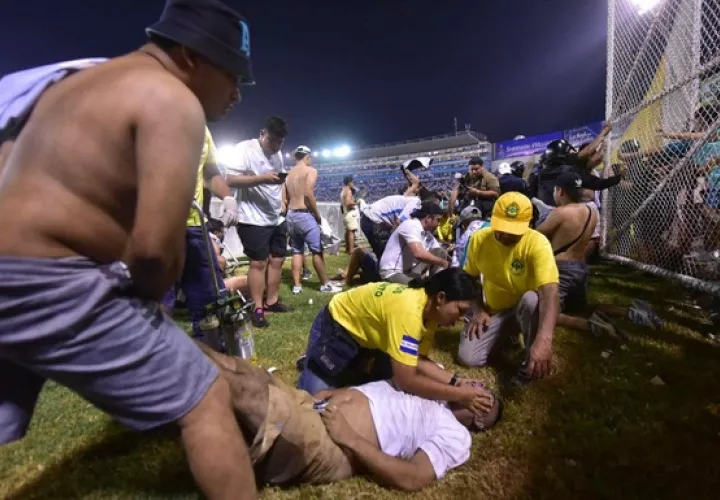 La mayoría de los fallecidos en el incidente son hombres. Foto: EFE