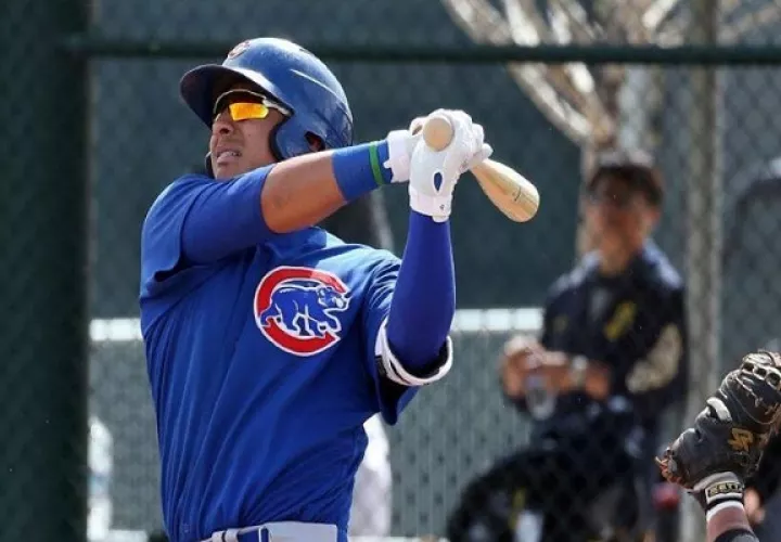 Miguel Amaya pertenece a la finca de los Cachorros de Chicago. 