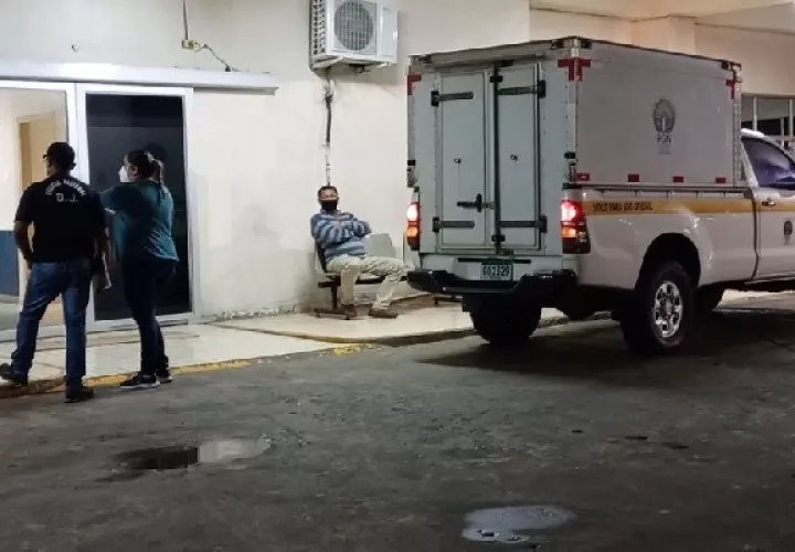 Guillermo Alonso fue llevado al Nicolás Solano, donde minutos después los galenos de turno dictaminaron su fallecimiento. Foto. Eric Montenegro