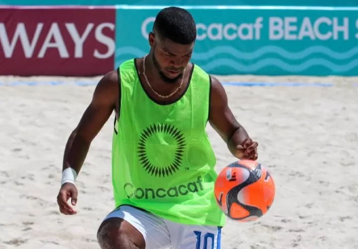 Alfonso Maquensi anotó el primer gol de Panamá ante Trinidfada y Tobago. Foto: Fepafut
