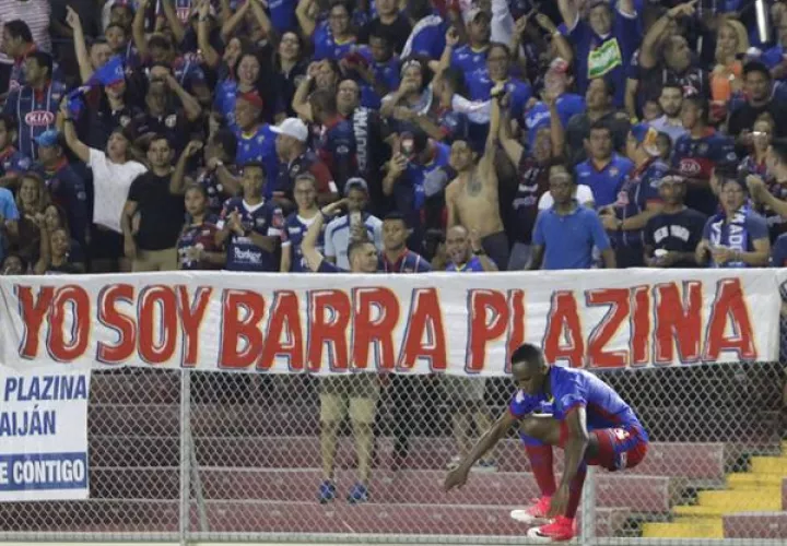 Plaza Amador goleó a Universitario en los 'playoff' en la LPF. Foto: EFE
