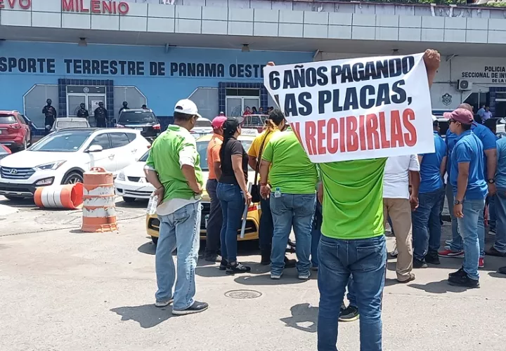 Los transportistas de Panamá Oeste han quedado inmersos en una disputa legal. Foto: Eric A. Montenegro