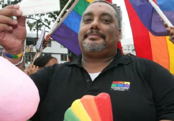 Ricardo Beteta es defensor de los derechos de la comunidad LGBT.