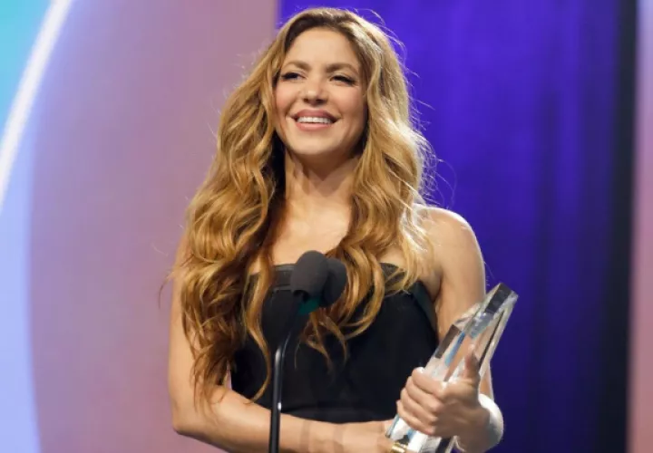 Shakira es la primera en recibir el reconocimiento. Foto: Instagram / @billboard