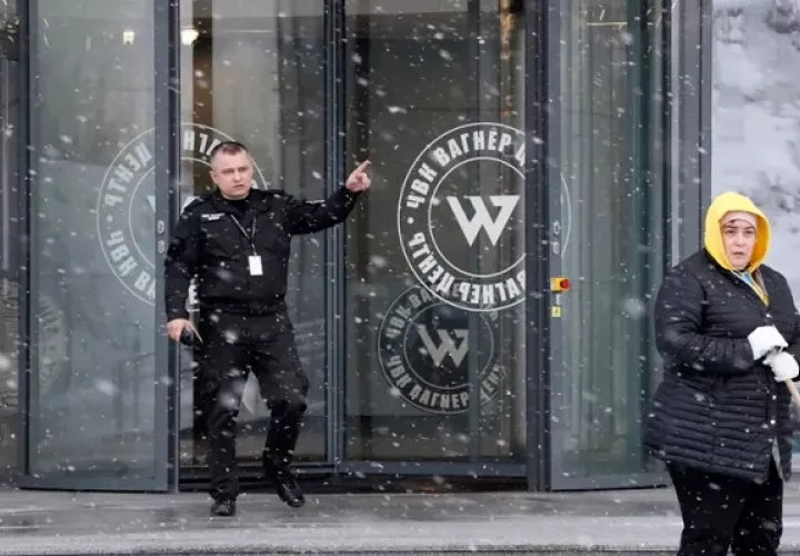 La desmilitarización de Ucrania es la otra misión de Rusia. Foto: EFE