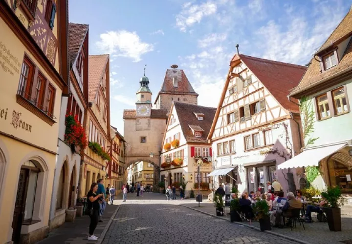 Alemania abre sus puertas a profesionales calificados. Foto: Pexels