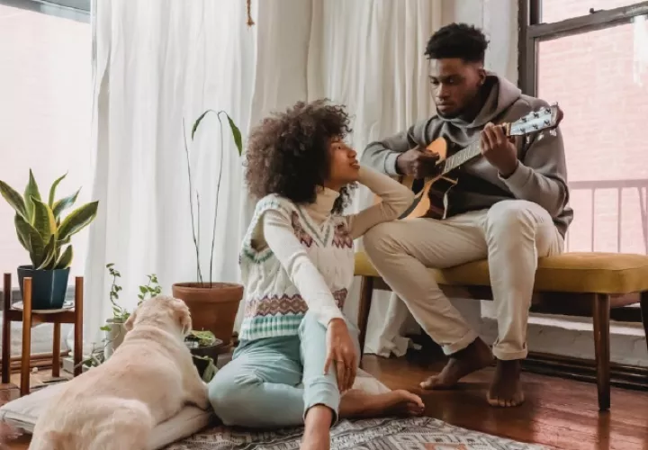 La codependencia es una forma de no hacerse cargo de uno mismo. Foto: Pexels