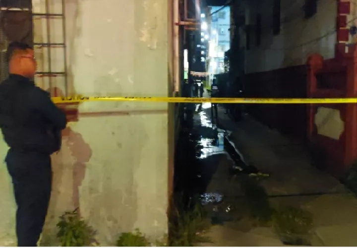 Ante este nuevo hecho de sangre, las autoridades policiales llevaron a cabo operativos en diferentes puntos de la ciudad de Colón para tratar de dar con los pistoleros. Foto. Diomedes Sánchez