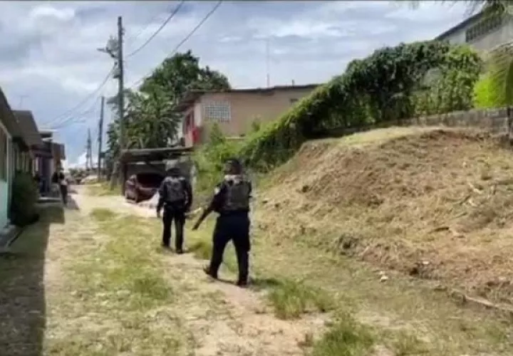 Actualmente, las autoridades mantienen los operativos en Colón para dar con los involucrados en la comisión de este delito. Foto. Proteger y Servir