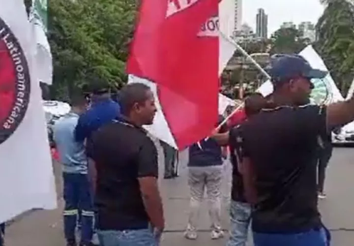 La huelga la habían empezado el viernes 16 de junio. 