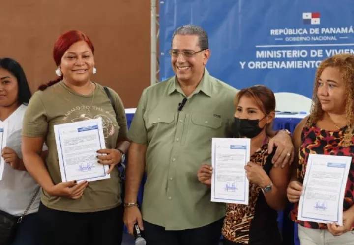 La comunidad tiene aproximadamente 15 años de existencia, estaba conformada en sus inicios por 200 familias.