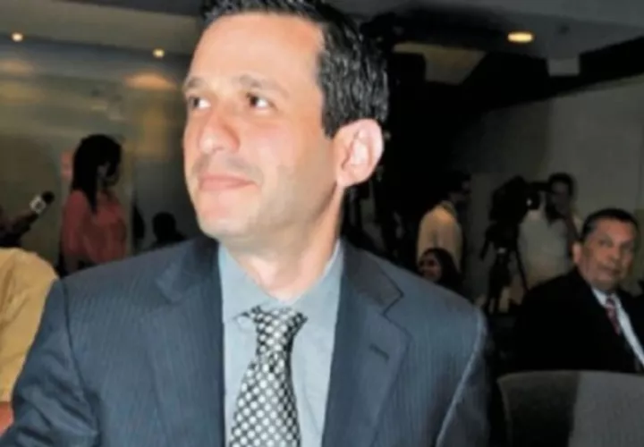 Empresario Henri Mizrachi.