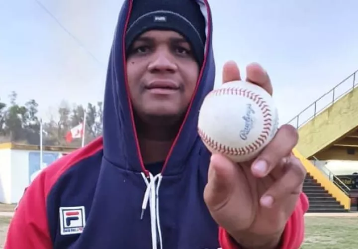 Luis Ramos será el abridor contra Argentina en el clasificatorio de béisbol. Foto. Fedebeis