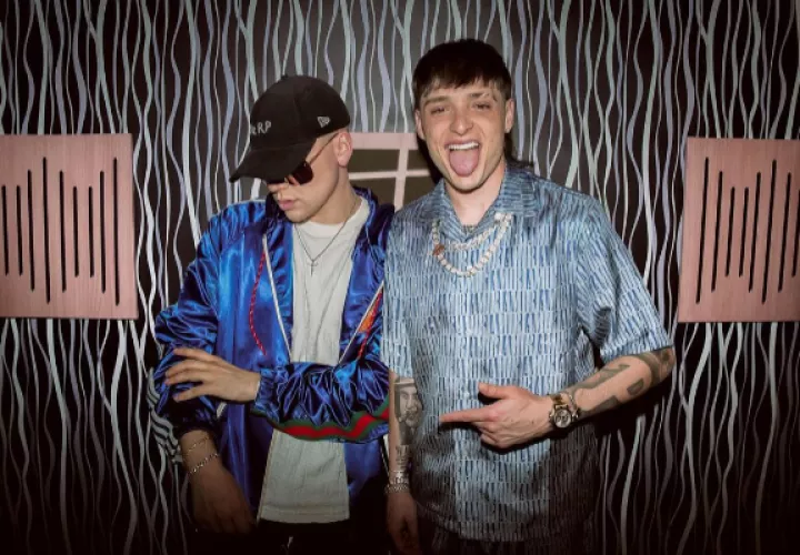 Bizarrap y Peso Pluma. Foto: Instagram / @bizarrap