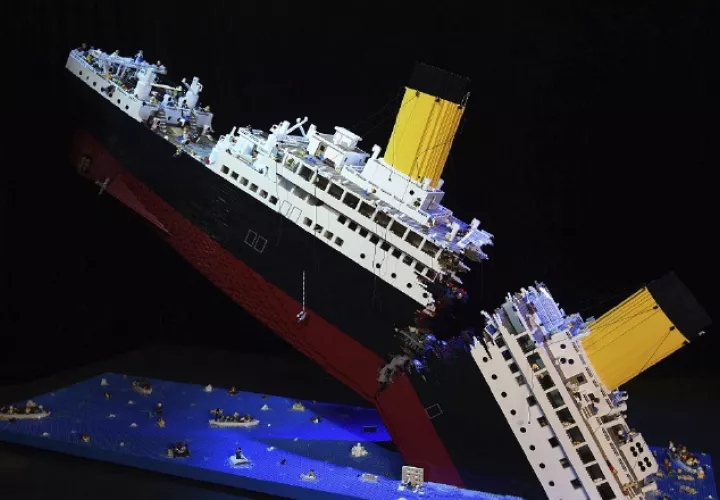 Detalle de una reproducción del Titánic construida con Lego en Brisbane (Australia). EFE/Dan Peled 