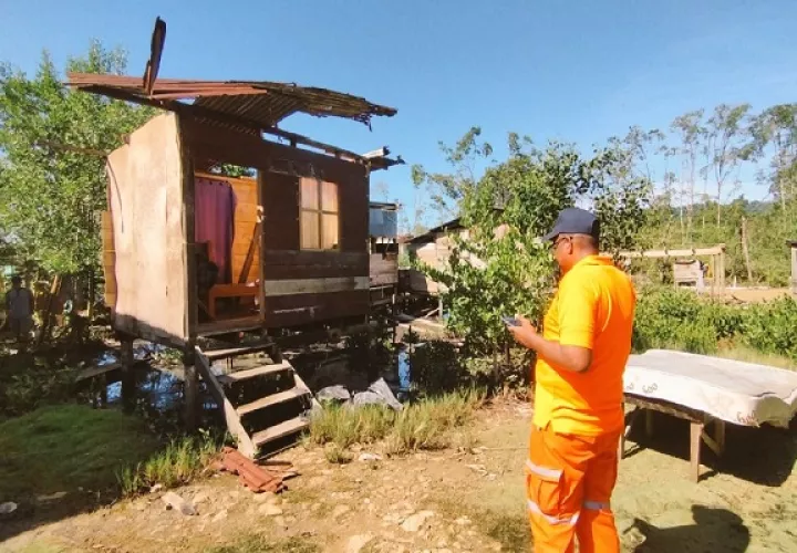 En algunos sectores las viviendas perdieron el techo. Foto. Sinaproc