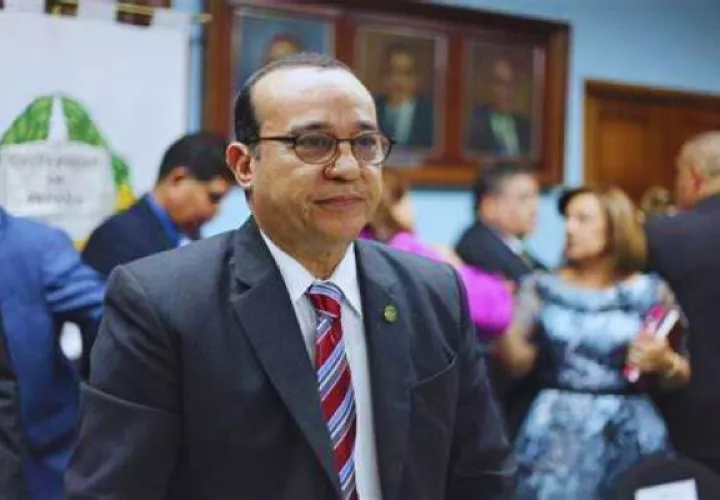 El rector de la Universidad de Panamá, Eduardo Flores. Foto: Archivo