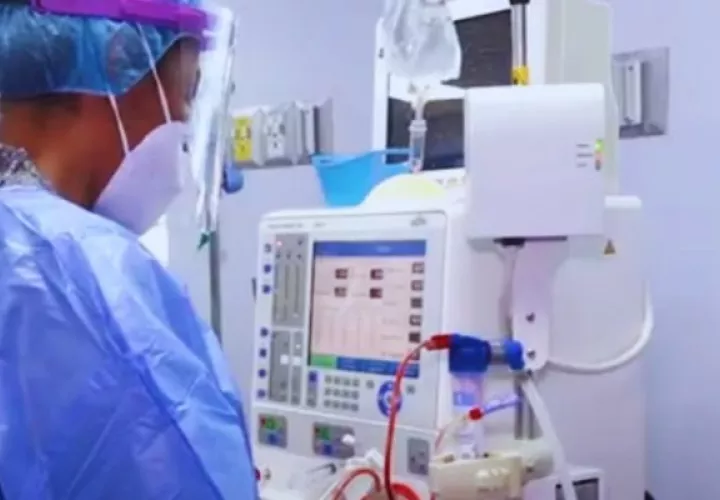 La CSS atiende a 2,240 pacientes de hemodiálisis en todo el país. Foto: Cortesía CSS