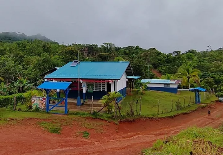 Escuela de La Yeguada de Natá, beneficiada con el proyecto de los diplomáticos. Foto: Cortesía ADP