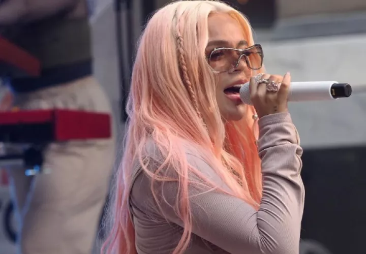 Karol G debutó en el escenario de 'Today Show'. Foto: Instagram / @karolg