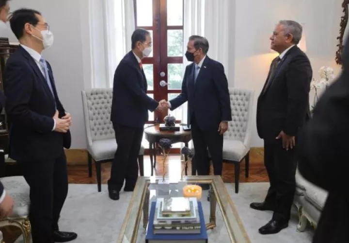 Esta es la primera visita oficial de un funcionario surcoreano a Panamá en trece años. Foto: Cortesía Presidencia