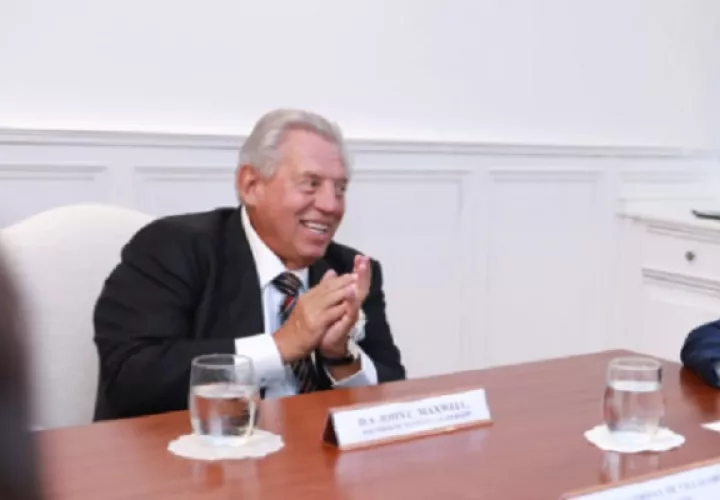 Maxwell es reconocido también como el máximo referente de liderazgo. Foto: Cortesía