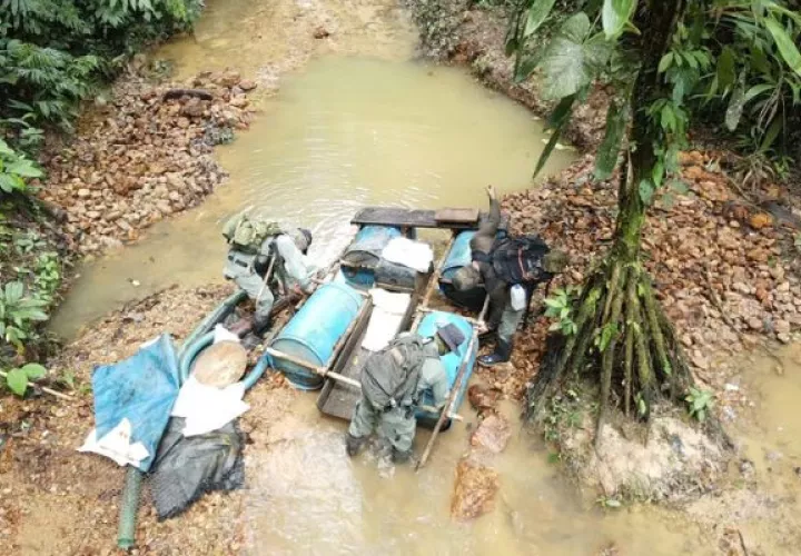 La minería ilegal destruye, contamina y degrada el medio ambiente. Foto: Cortesía Policía Nacional
