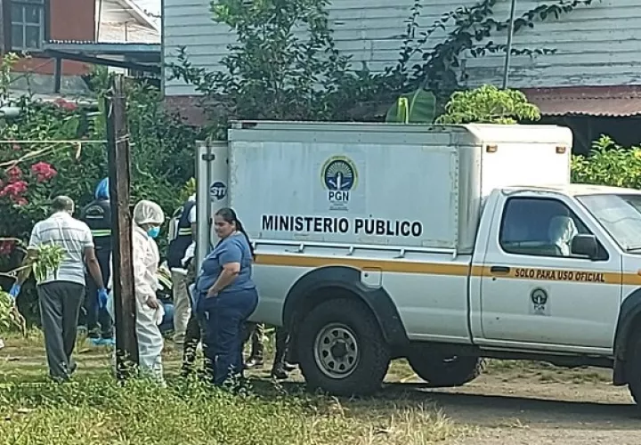 Al lugar acudió personal del Senafront, Ministerio Público, DIJ y de Medicina Legal y Ciencias Forenses. Foto: José Vásquez