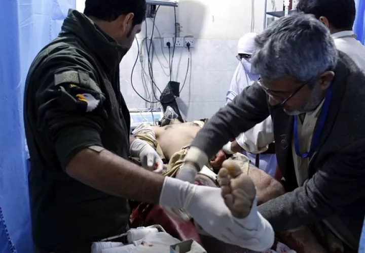 Un herido en un ataque suicida en la provincia de Khyber Pakhtunkhwa en Pakistán. Foto: EFE
