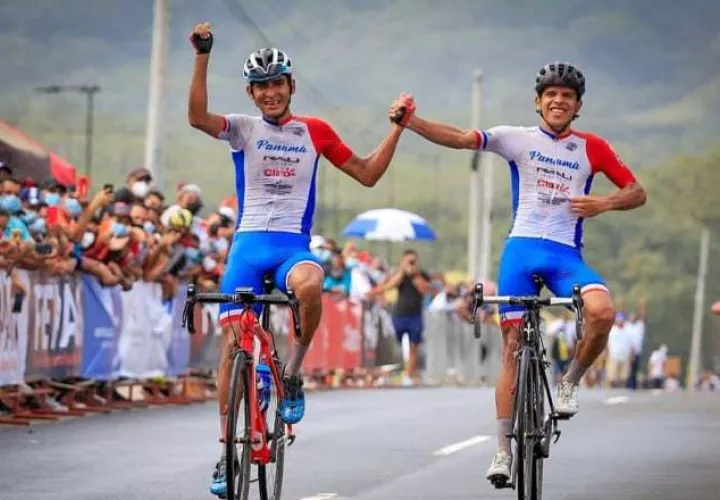 Los pedalistas Alex Strah y Franklin Archibold. Foto: Fepaci