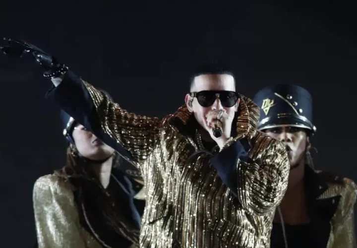 La apertura contará con la participación de más de una decena de artistas del género urbano en honor a Daddy Yankee. Foto: EFE / Ernesto Guzmán 