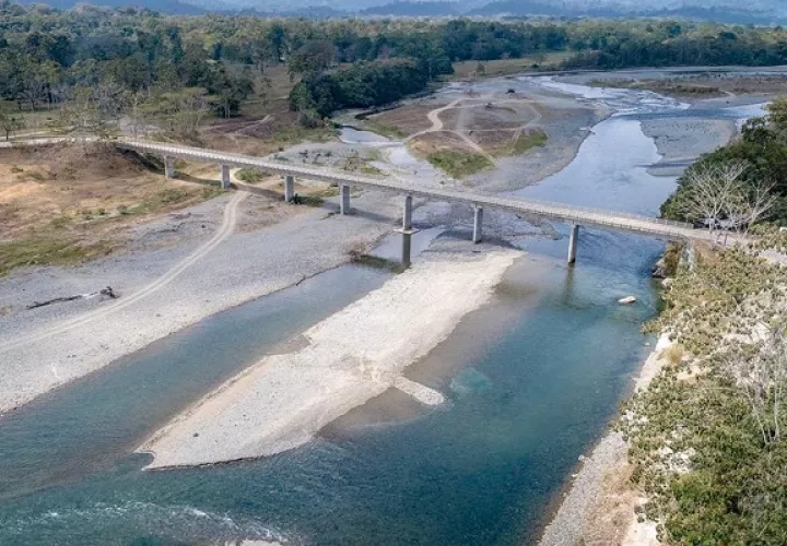Las sequías  han afectado el suministro de agua potable en Bocas del Toro. Foto: Cortesía Idaan