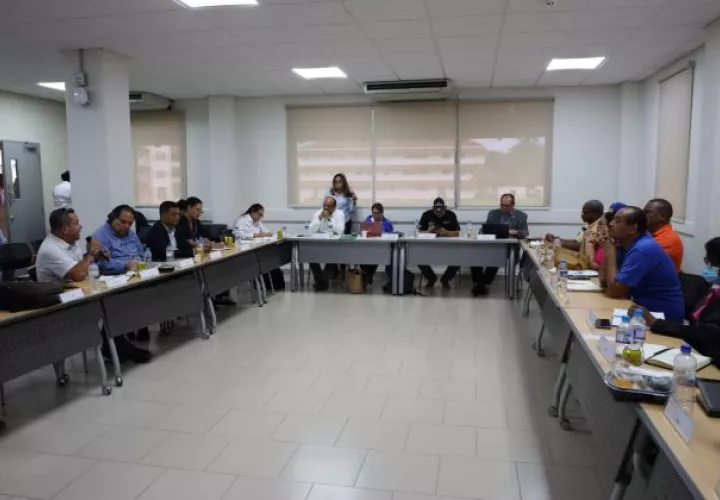 La última sesión se desarrolló en uno de los salones del edificio 105 de la Academia Bilingüe Panamá para el Futuro.