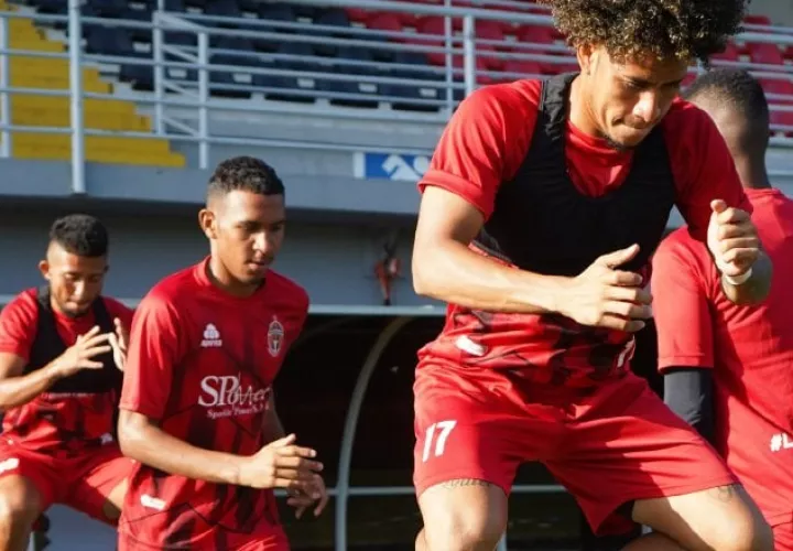 Jugadores del Sporting en los entrenamientos. Foto: Twitter