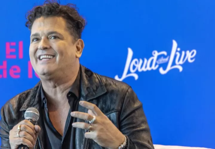 Carlos Vives habla durante una conferencia de prensa. Foto: EFE / EPA / Cristóbal Herrera-Ulashkevich
