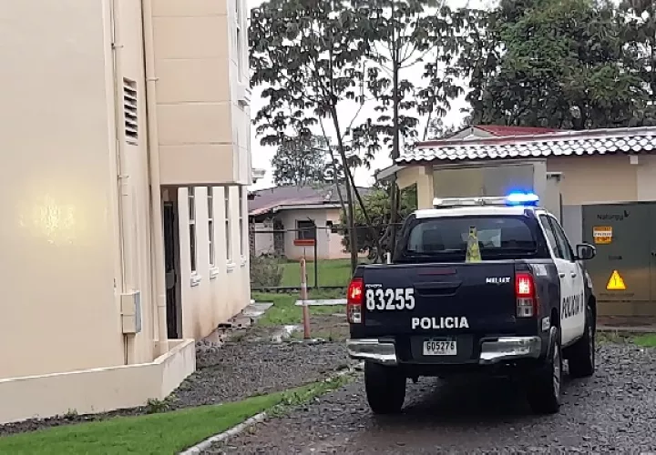 De igual forma, las autoridades policiales lograron la aprehensión de la presunta sospechosa del hecho de sangre. Foto. José Vásquez
