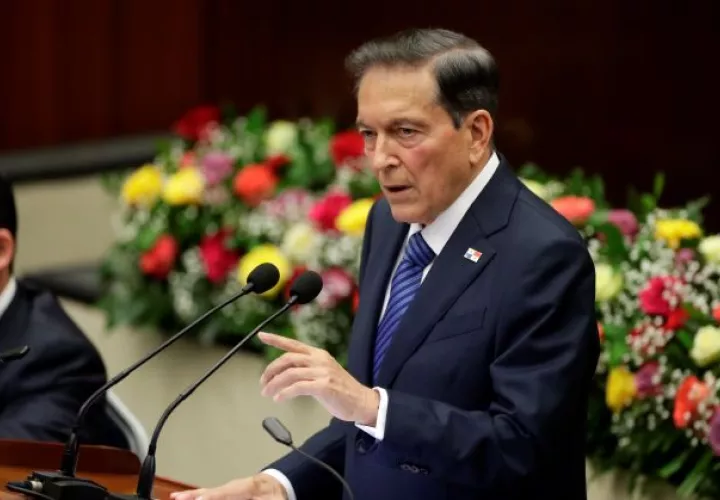 Laurentino Cortizo le recordó a Trump que la vía acuática es administrada exitosamente por los panameños y panameñas.