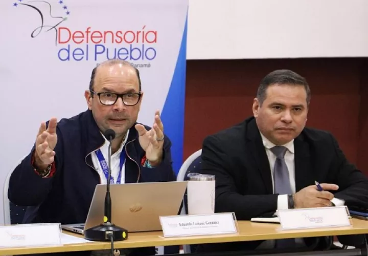 El Defensor del Pueblo presentó una acción de Amparo de Garantías Constitucionales ante la CSJ. Foto: Cortesía