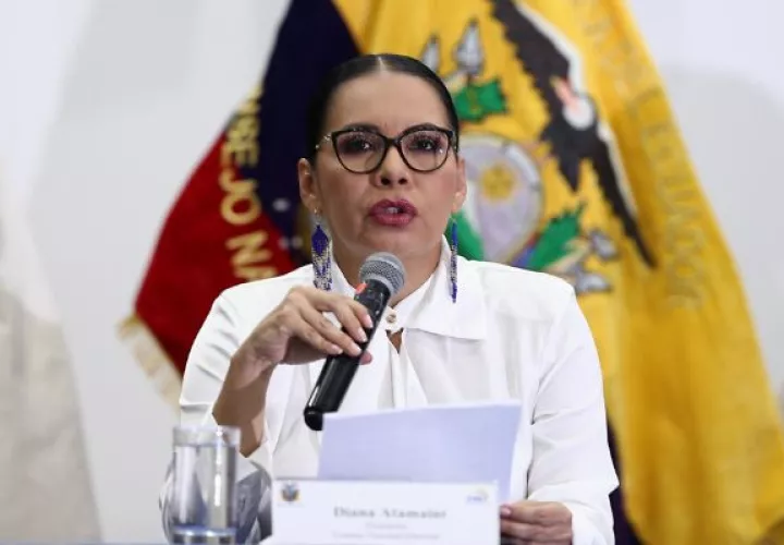 Un total de 4,756 ciudadanos estaban habilitados para ejercer su derecho al voto en casa en Ecuador. Foto: EFE