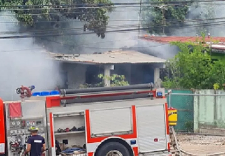 La casa quedó afectada en su totalidad debido al incendio. Foto: Thays Domínguez