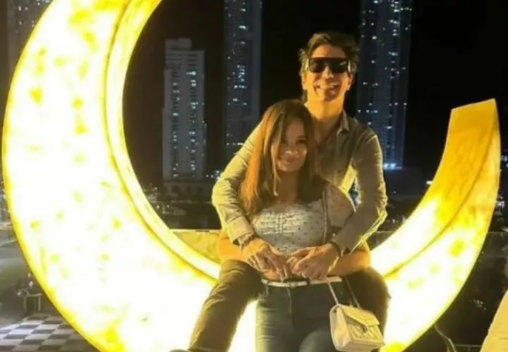 Emilio Regueira y su novia. Foto: Instagram