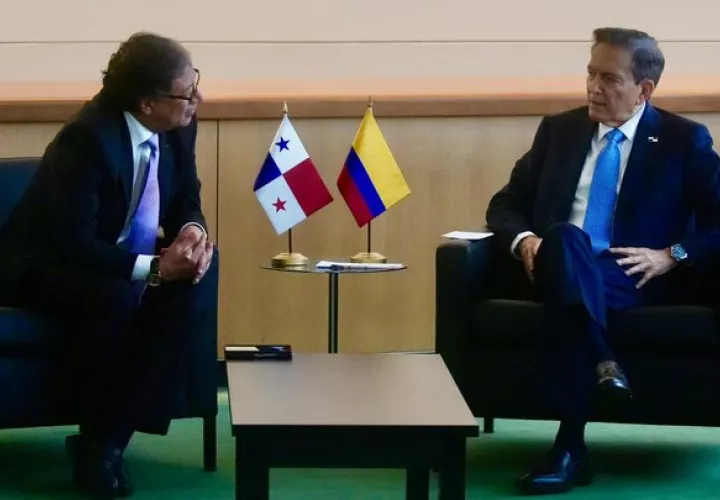 Laurentino Cortizo durante la reunión de trabajo con Gustavo Petro. Foto: Cortesía/Presidencia