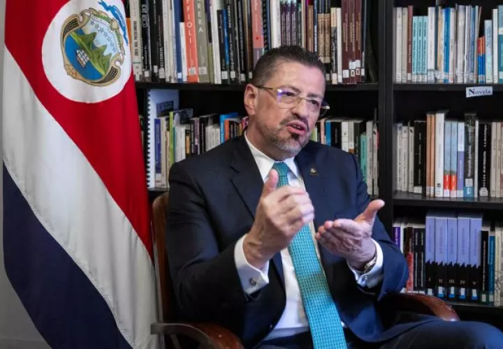 Fotografía de archivo en la que se registró al presidente de Costa Rica, Rodrigo Chaves Robles, quien será el anfitrión de la Conferencia.