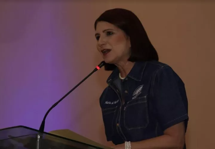 Marta Linares recordó que como primera dama fundó el centro Ann Sullivan Panamá. Foto: Víctor Arosemena
